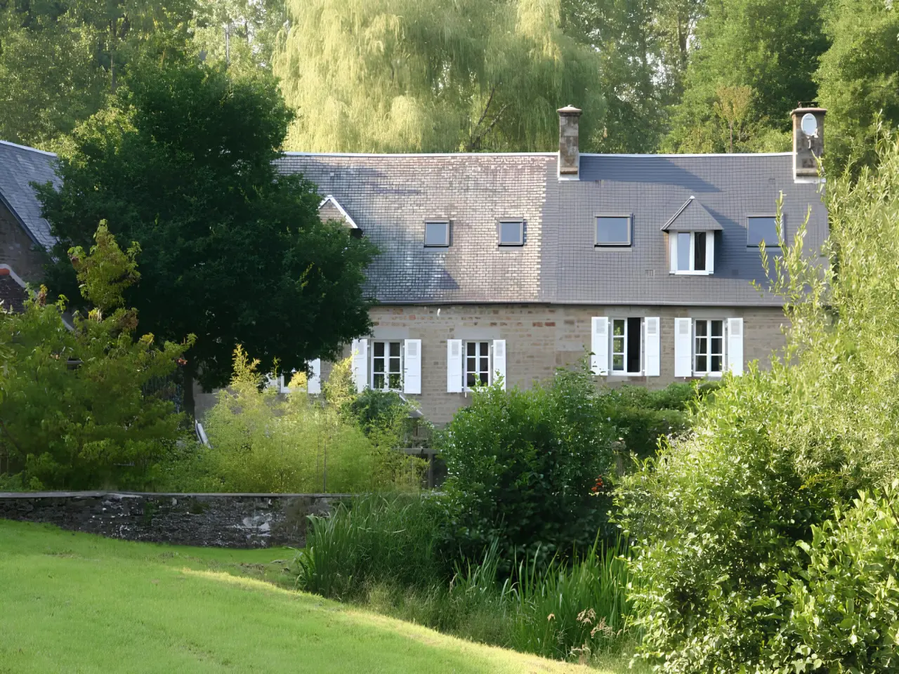 Cabane à Flanc de Colline à Cormeilles, photo 2
