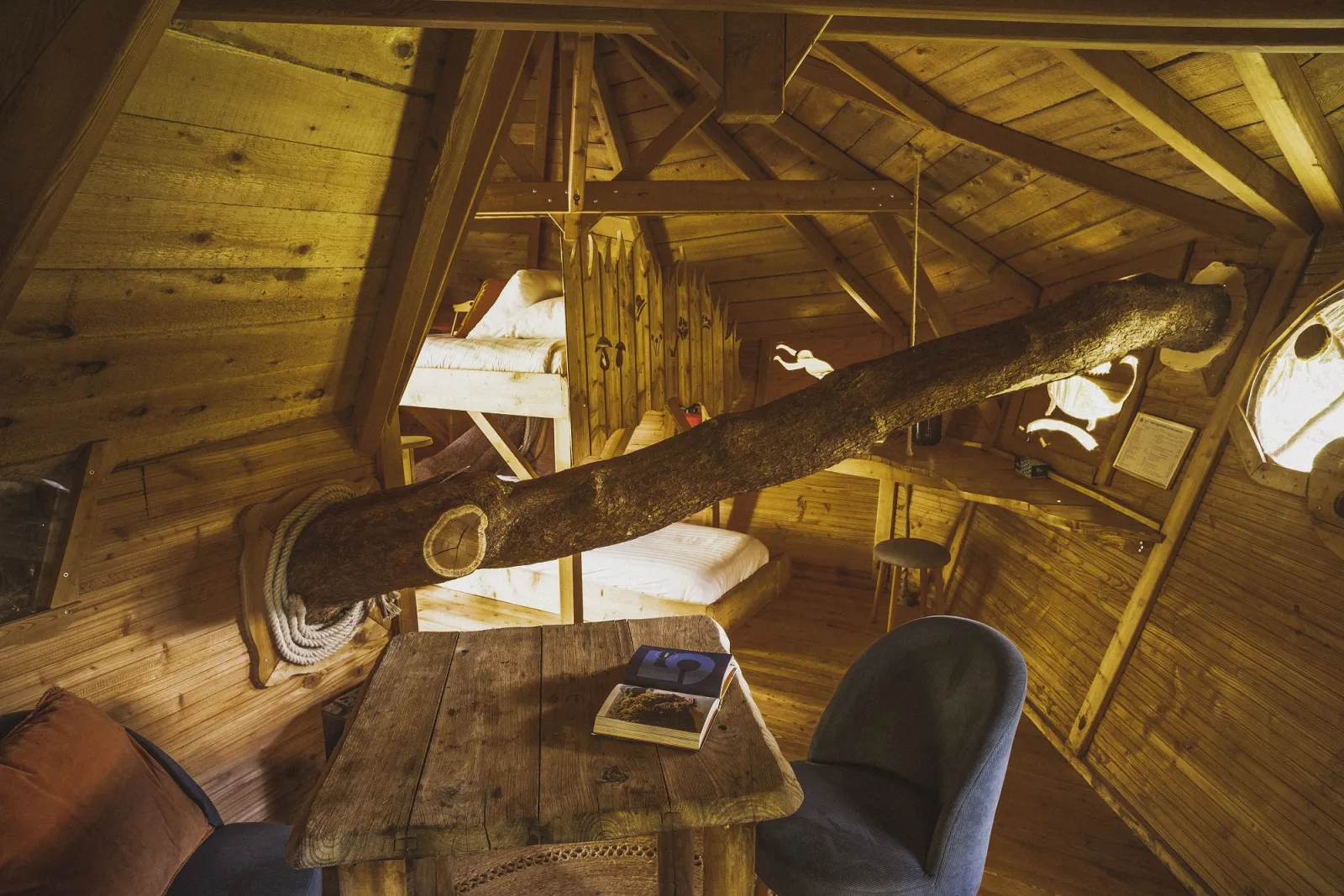 Cabane Amazone à Chassey-lès-Montbozon, photo 4