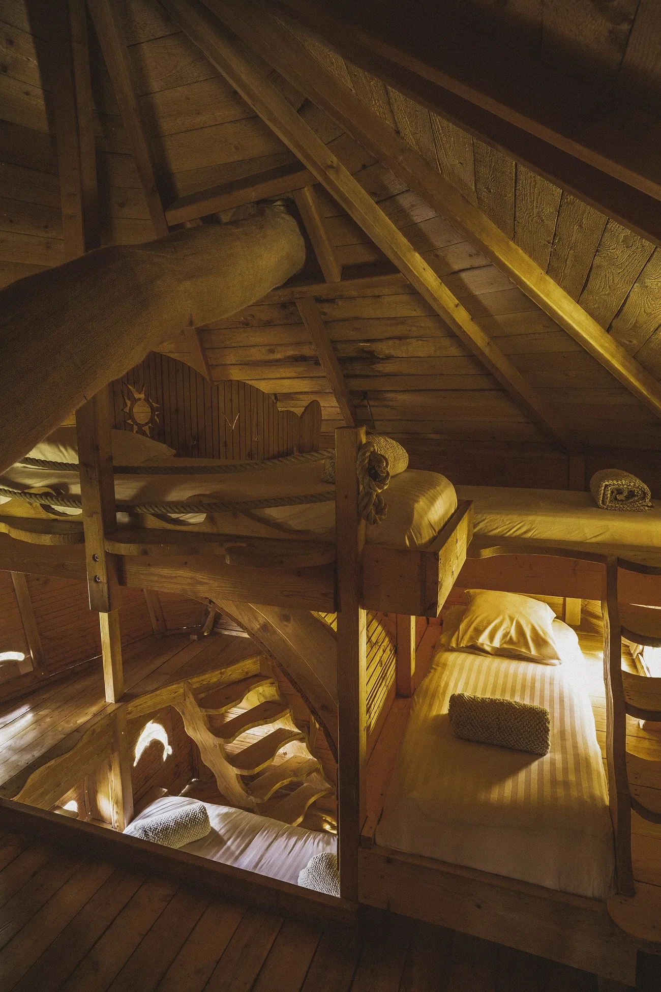 Cabane Atlantide à Chassey-lès-Montbozon, photo 4