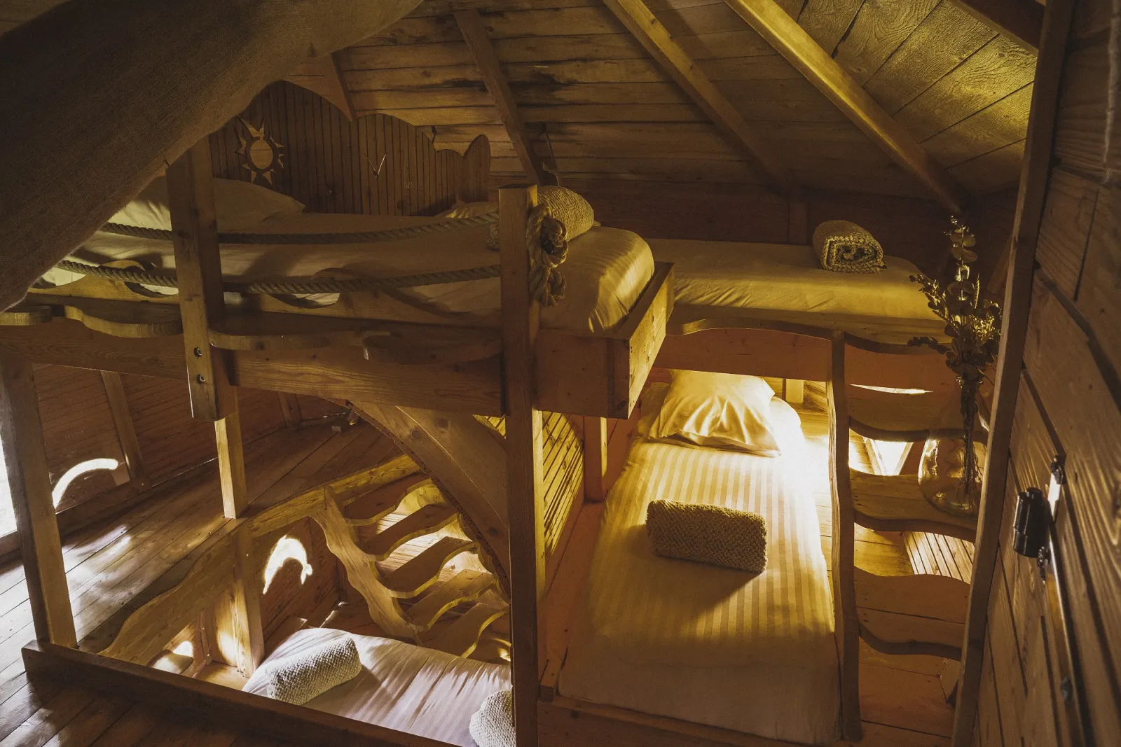Cabane Atlantide à Chassey-lès-Montbozon, photo 5