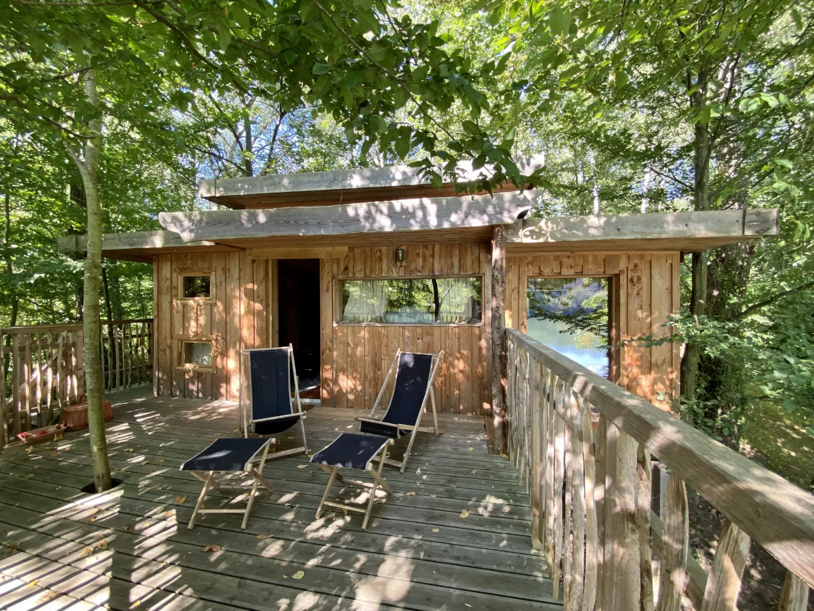 Cabane Au Fil de l'Eau à Saint-Léger-aux-Bois, photo 4
