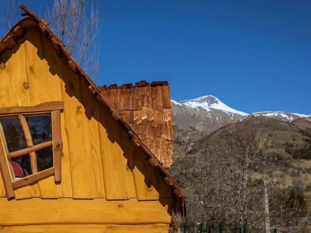 Cabane avec terrasse pour 4 personnes à Péone, photo 3