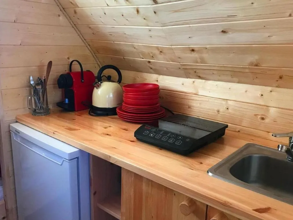 Cabane avec terrasse pour 4 personnes à Péone, photo 5