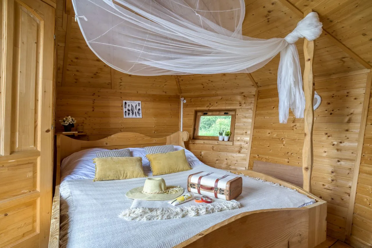 Cabane Bora à Pressac, photo 3