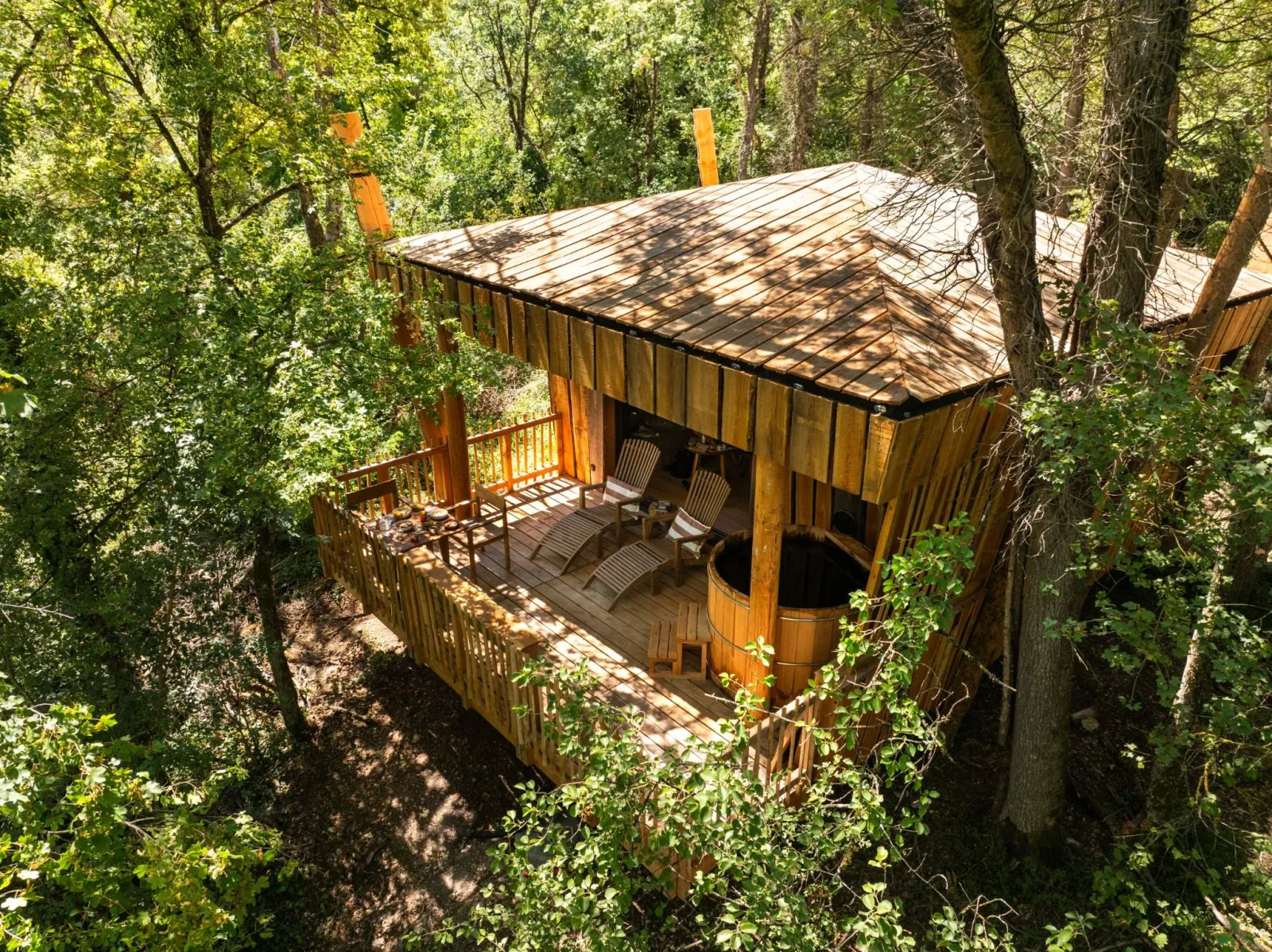 Cabane du Coteau Duo, cabane sur pilotis à Moret-Loing-et-Orvanne