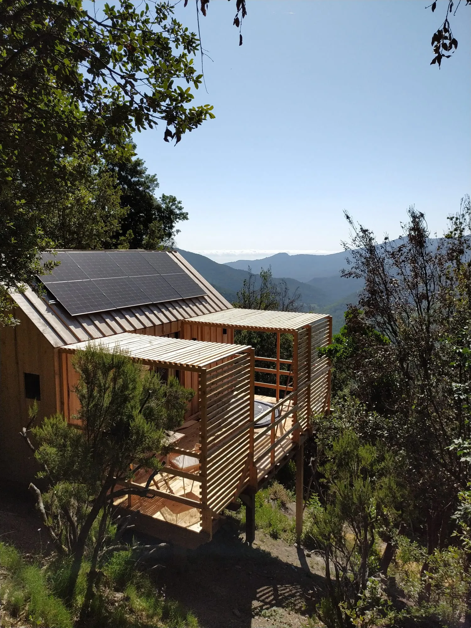 Cabane Casalina, cabane sur pilotis à Poggio-Marinaccio