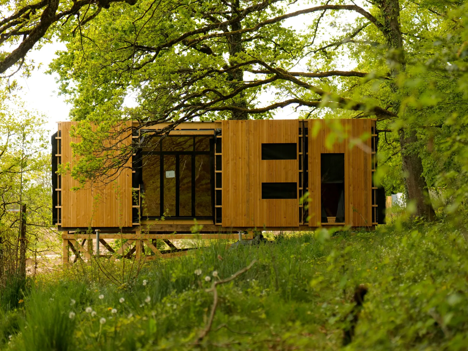 Cabane Cosy PMR à Ervy-le-Châtel, photo 2