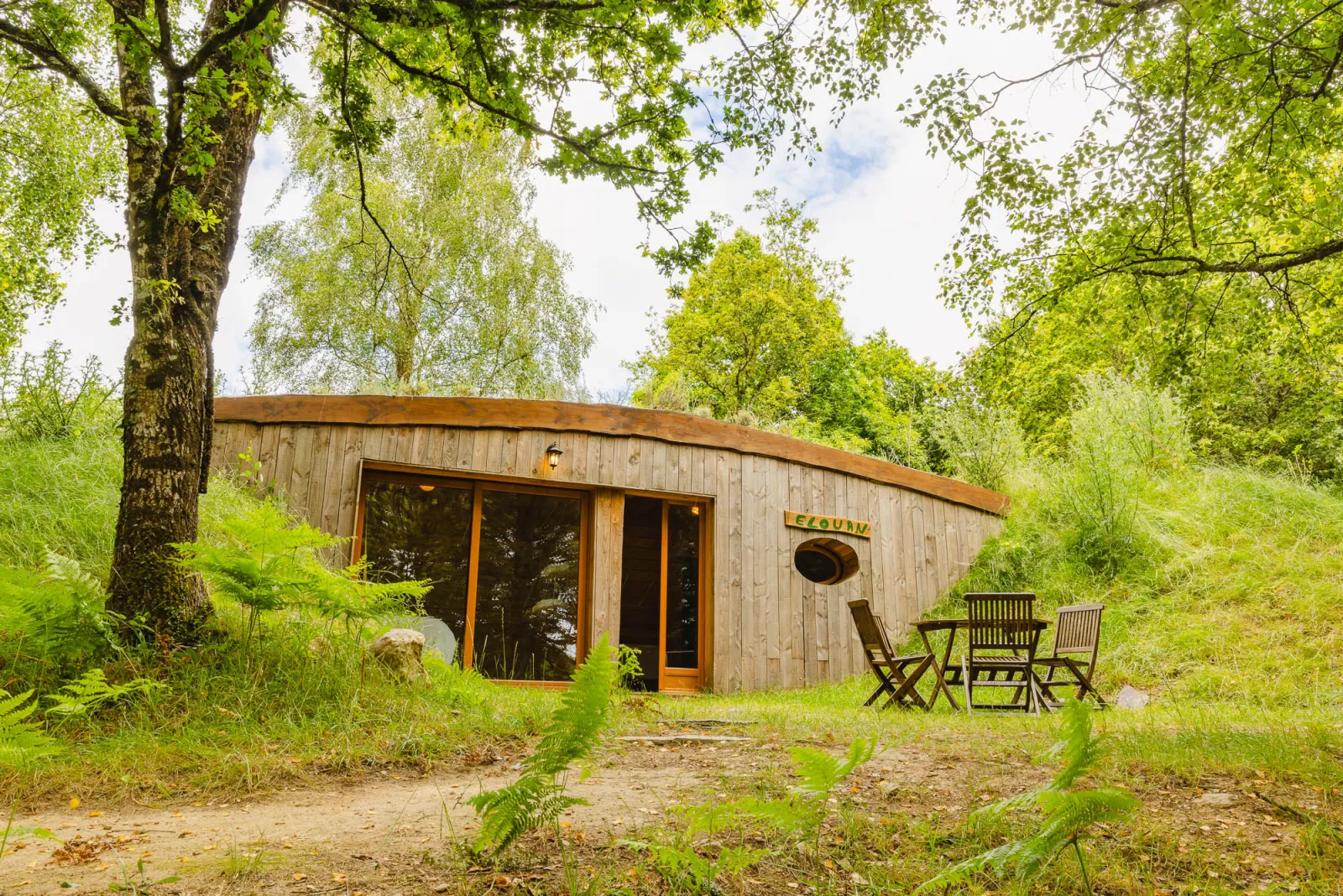 Cabane d'Elouan, cabane au sol à Pluméliau-Bieuzy