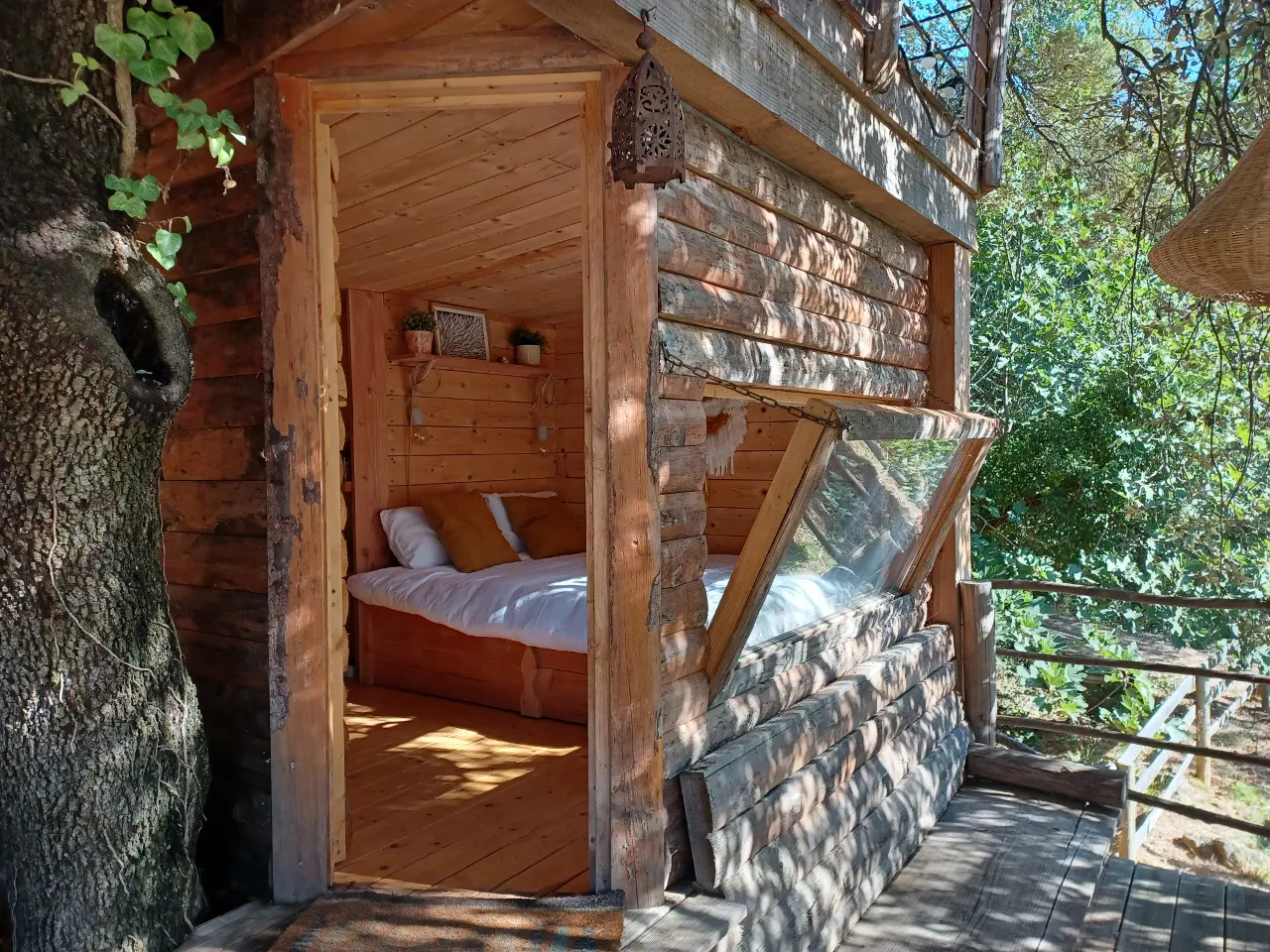 Cabane de Brescou Lodges, cabane au sol à Murviel-lès-Béziers