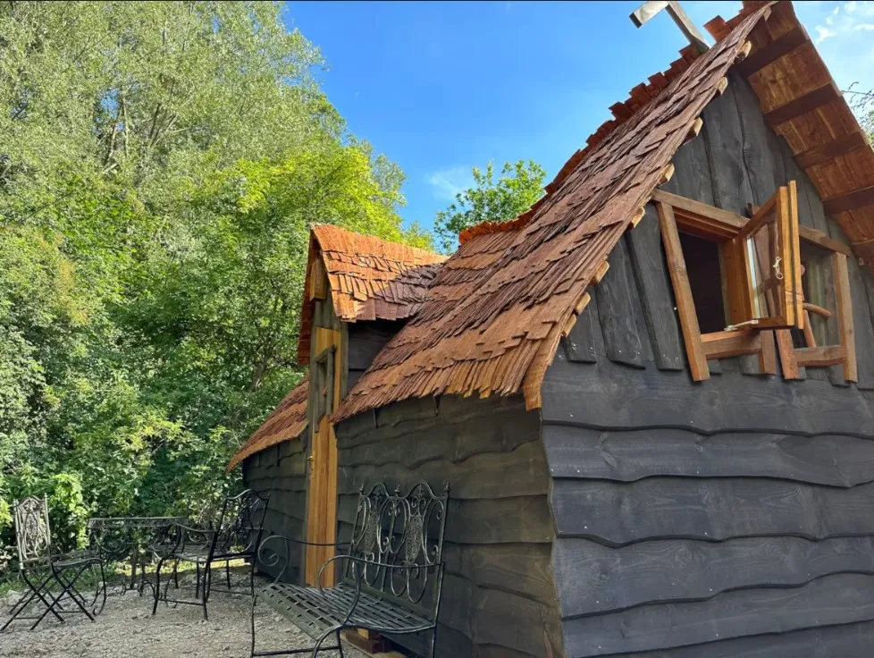 Cabane de contes de fées à Viévy, photo 4