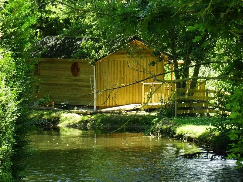 Cabane de D'jo à Cessières-Suzy, photo 2