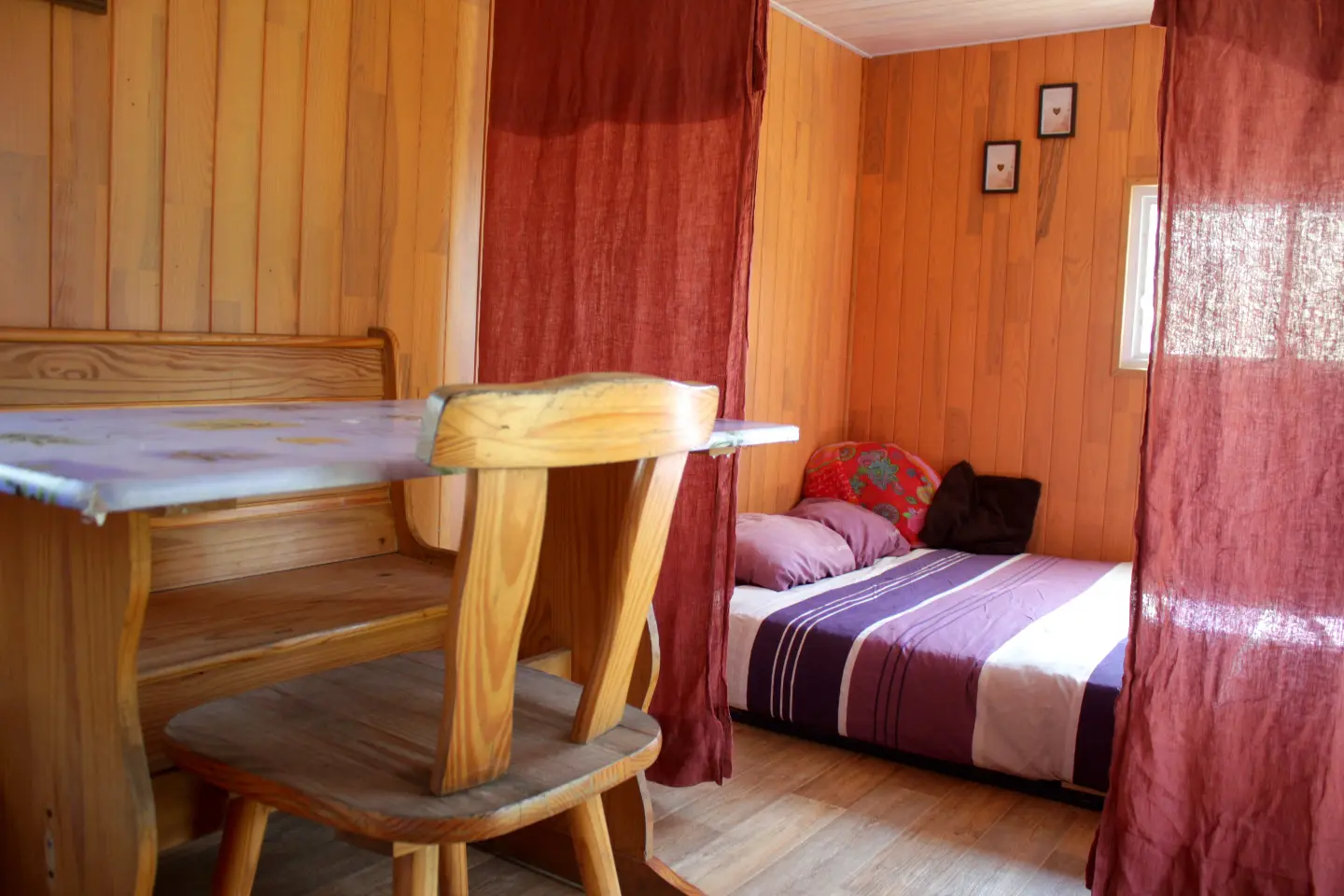 Cabane de l'Enklave à Lomné, photo 5