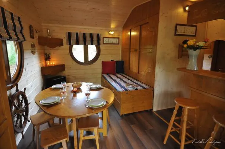 Cabane de Sam à Voussac, photo 5