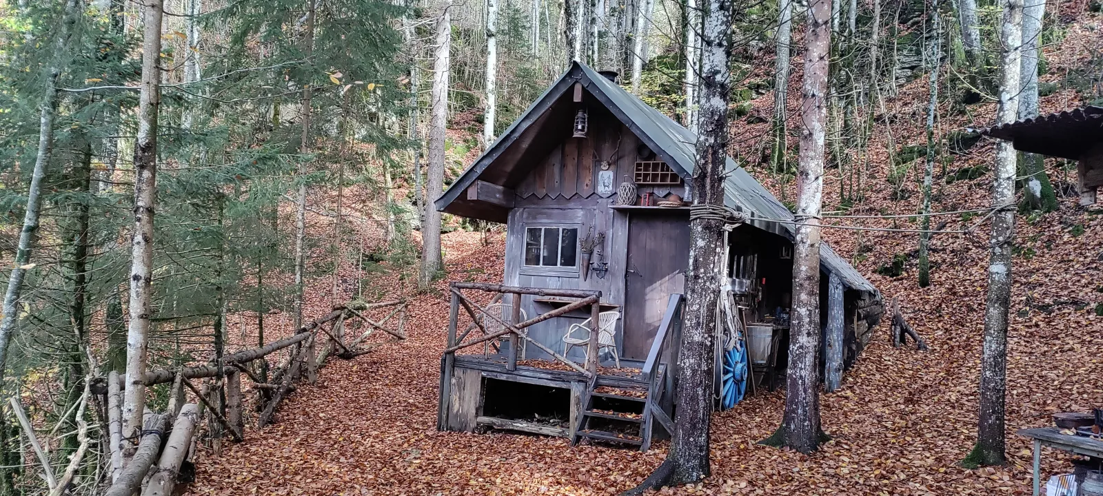 Cabane de Trappeur, cabane de trappeur à Saint-Martin-en-Vercors