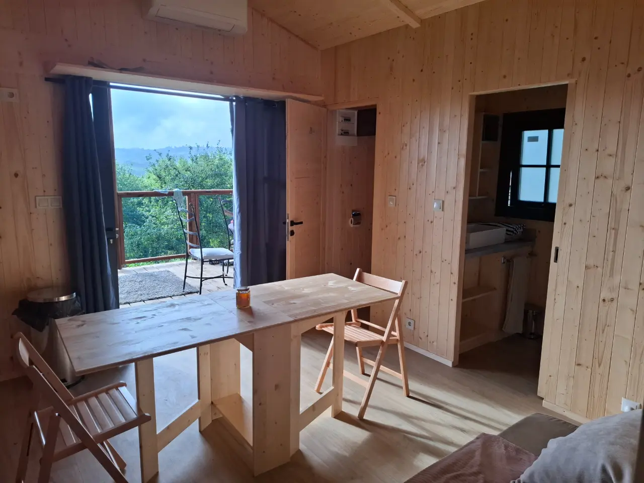 Cabane des Arts à Sadroc, photo 4