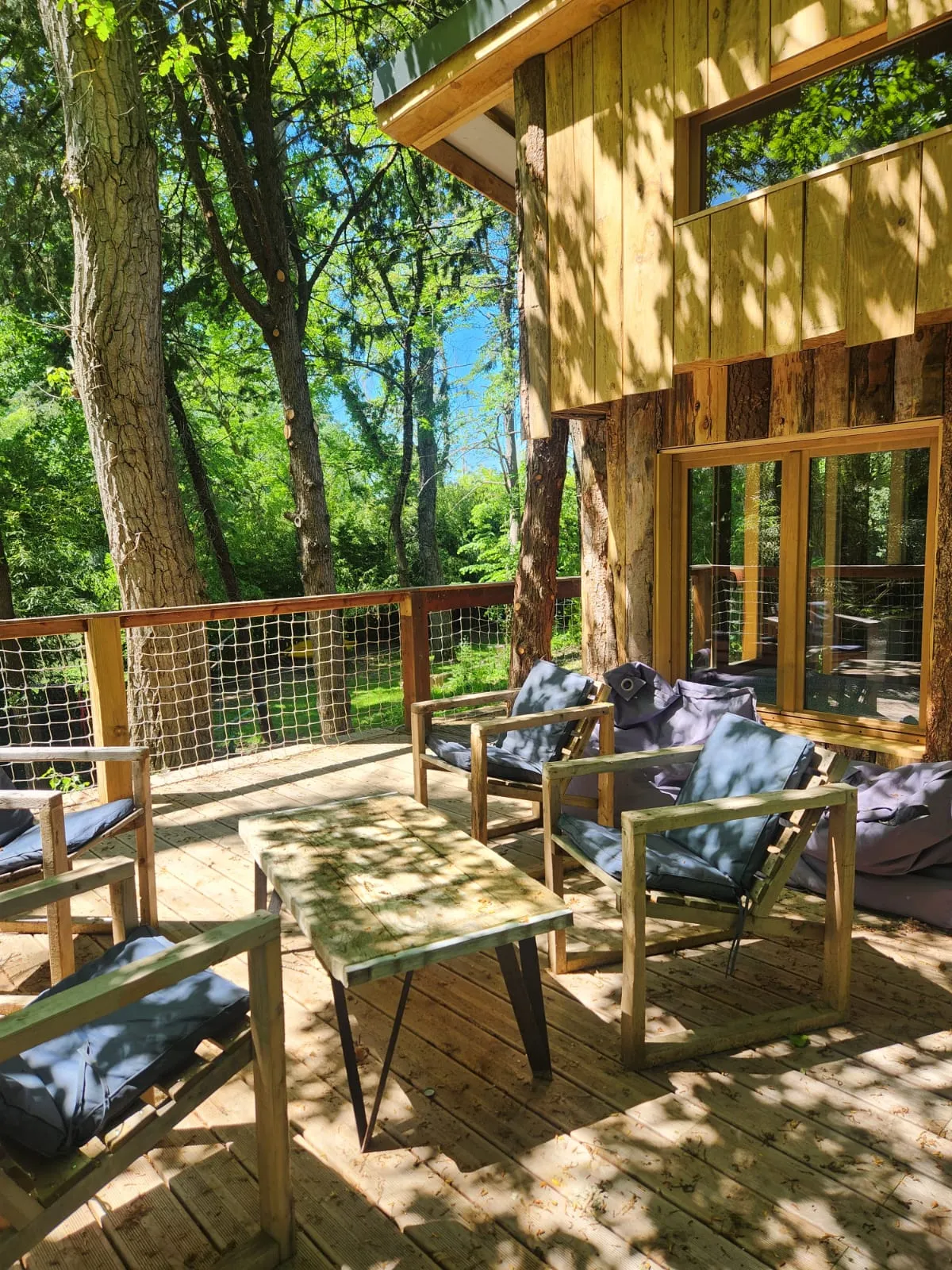 Cabane des bords d'Ariège à Grépiac, photo 2