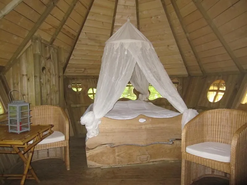 Cabane des Capucins à Magné, photo 2