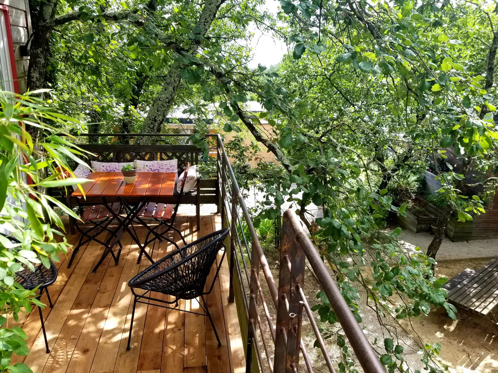 Cabane des Écureuils Amoureux à Barjac, photo 4