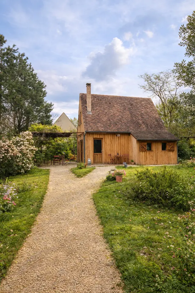 Cabane du Castanet, cabane au sol à Beynac-et-Cazenac