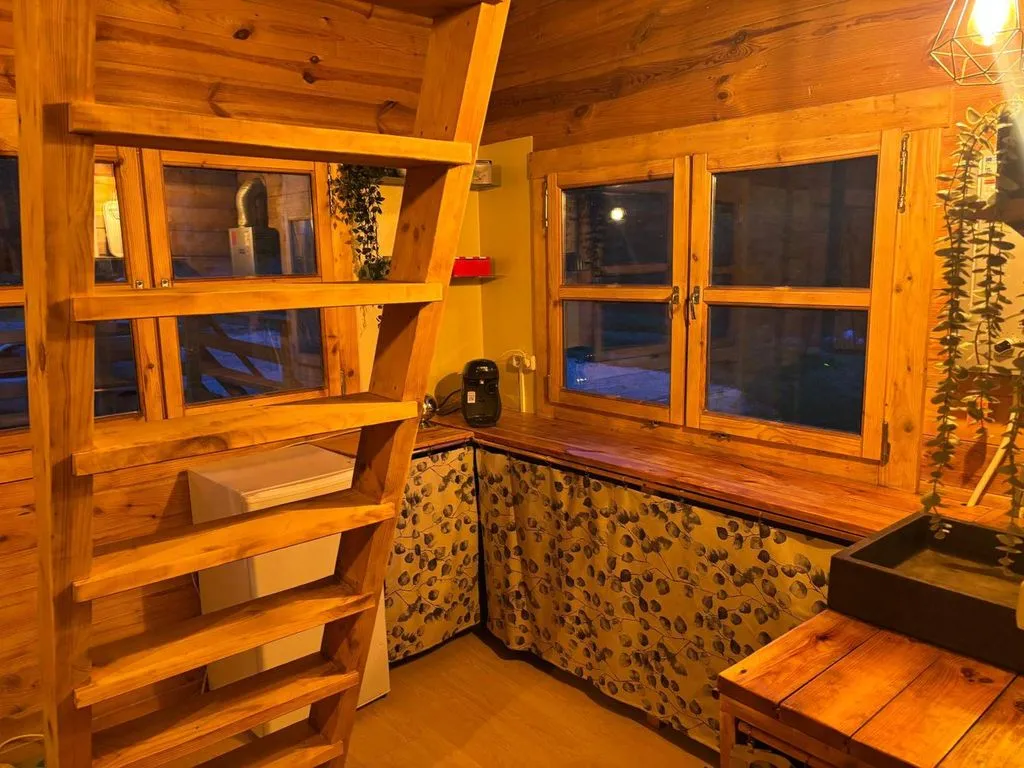 Cabane du Domaine du Morbues à Lachapelle-sous-Chaux, photo 5