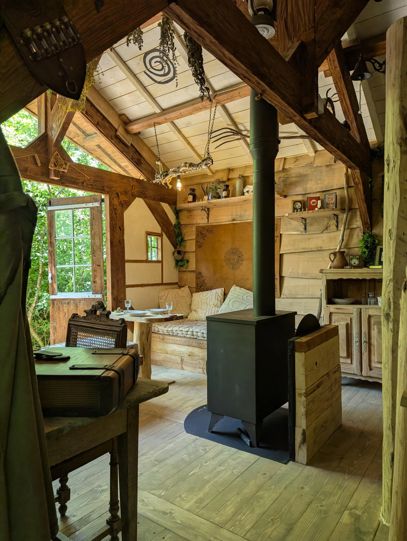 Cabane du Druide à Pagny-sur-Moselle, photo 4