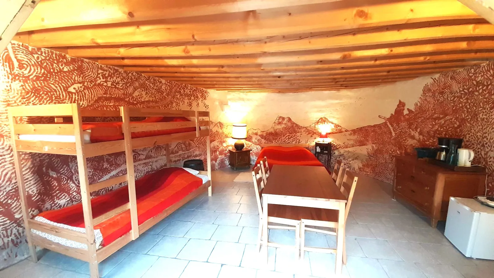 Cabane du Hobbit à Condat-en-Combraille, photo 4