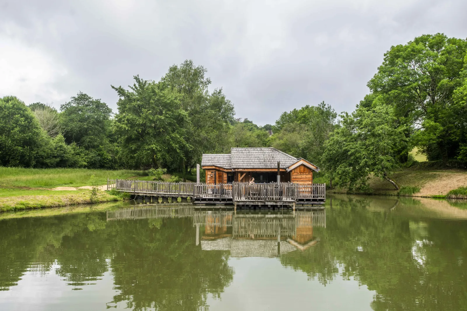 Cabane du Lac à Saint-Martin-des-Combes, photo 3