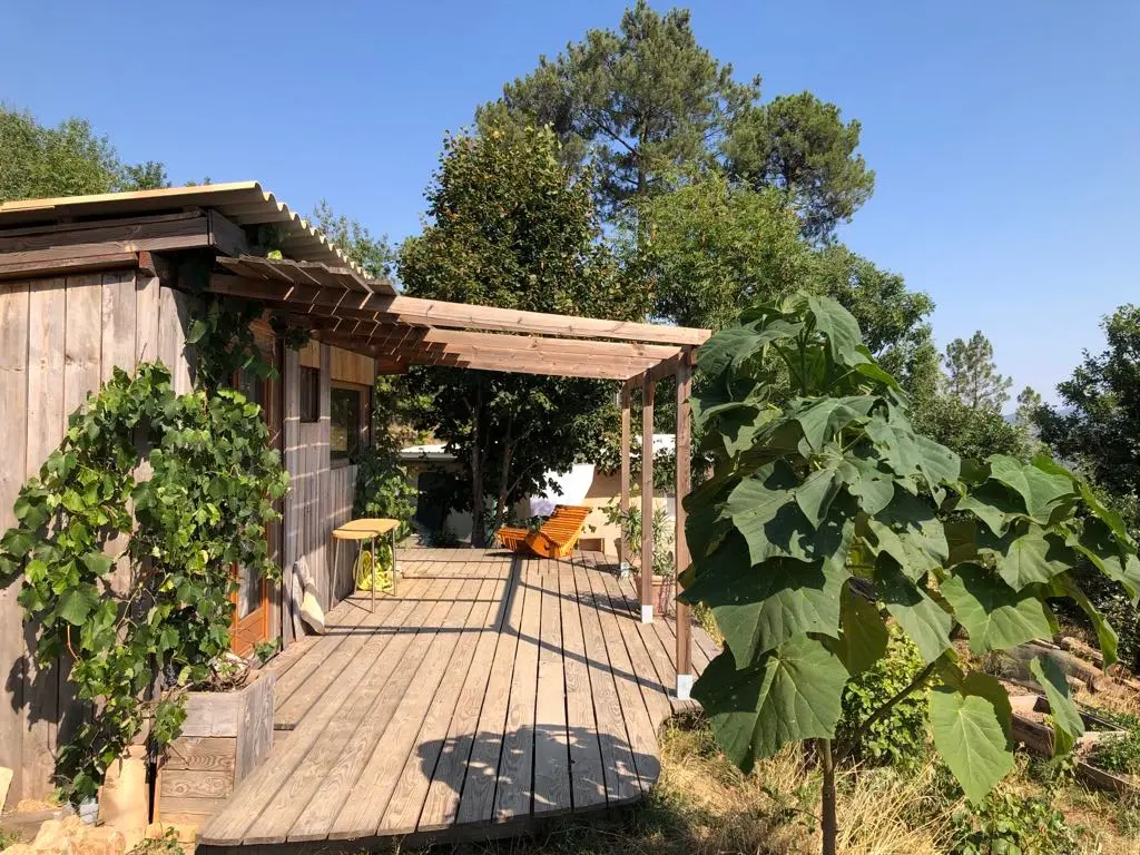 Cabane du rayon vert à Saint-Michel-de-Chabrillanoux, photo 4