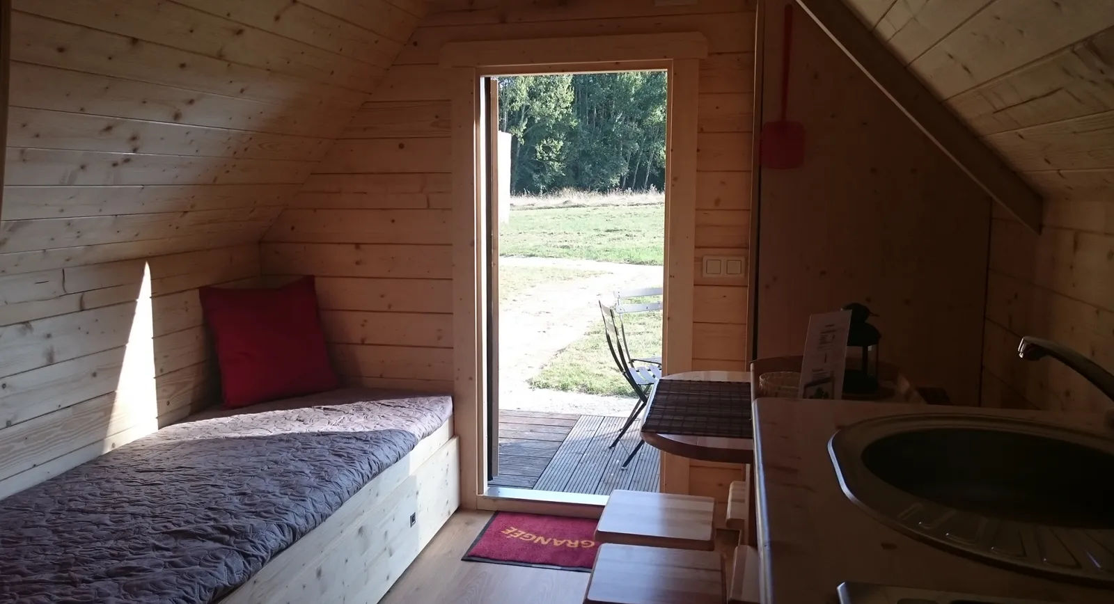 Cabane du Trappeur à La Chapelle-Blanche-Saint-Martin, photo 4
