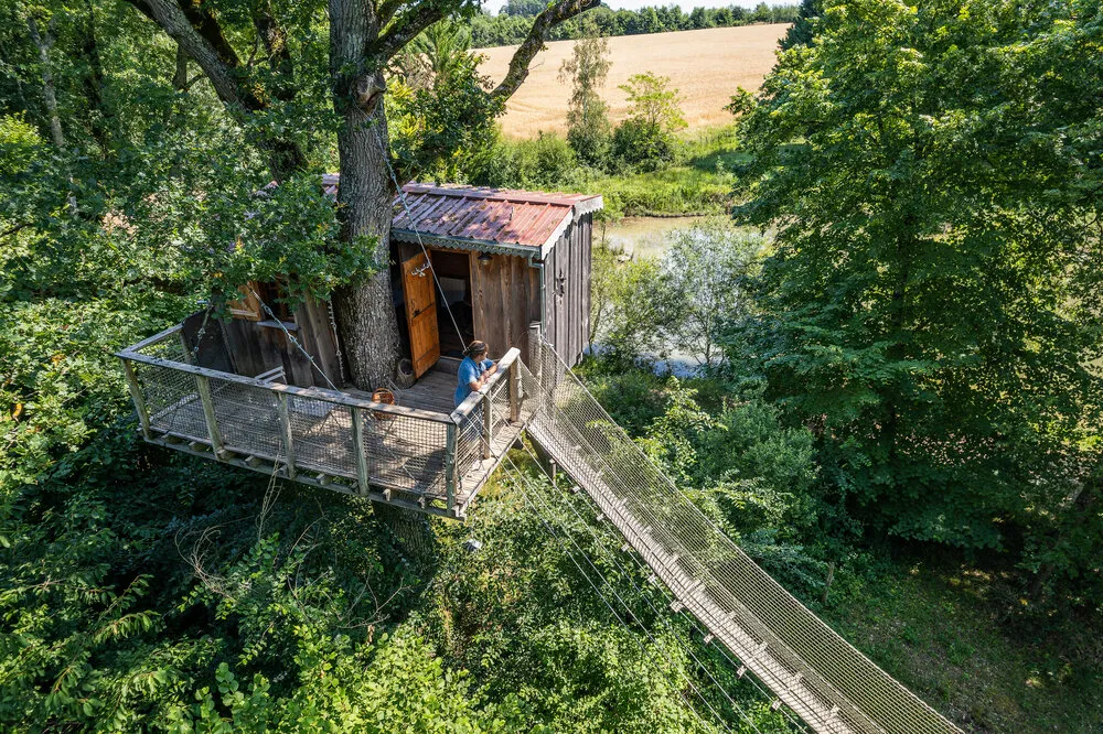 Cabane du Vieux Chêne, cabane dans les arbres à Descartes