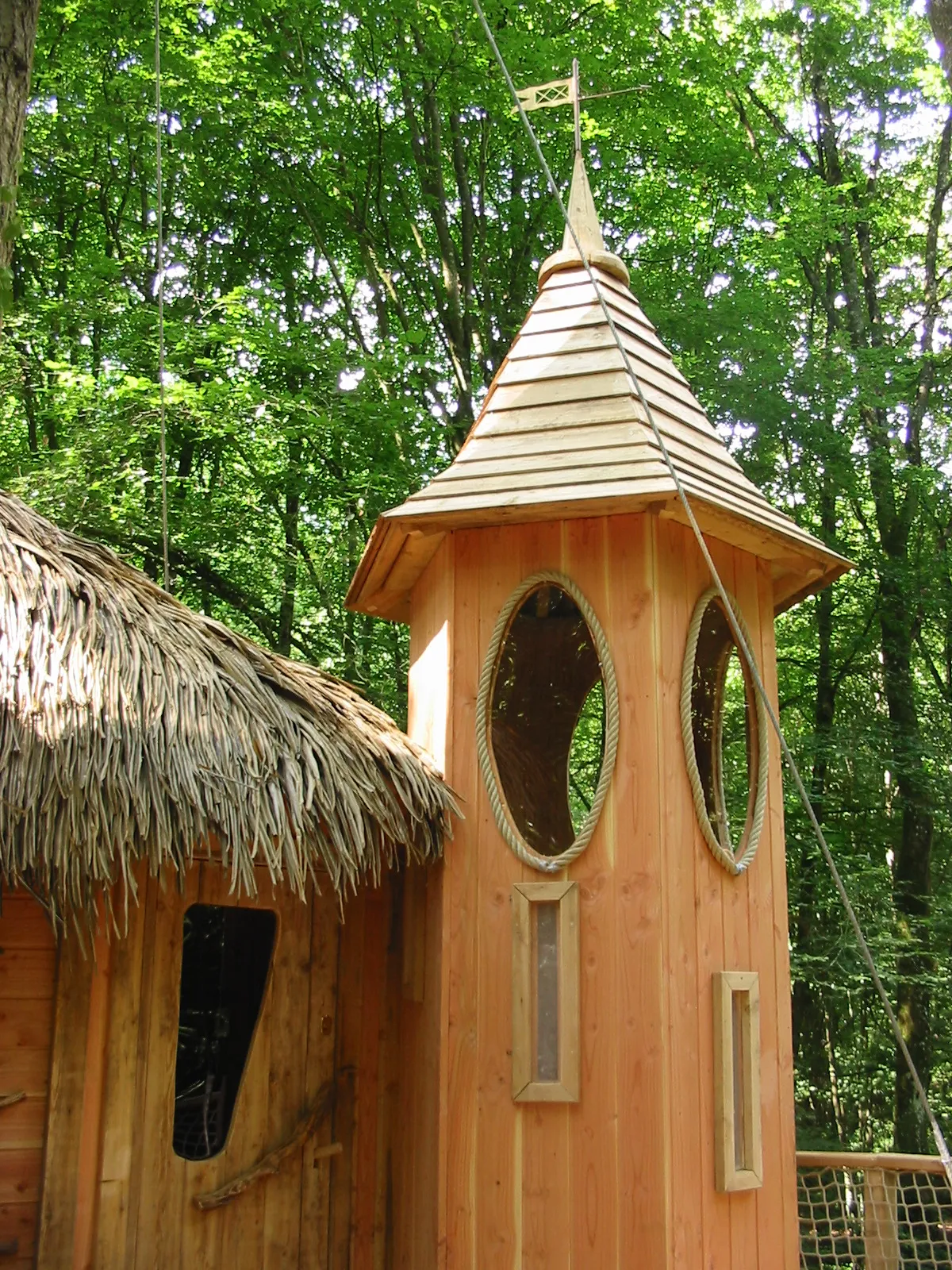 Cabane Échauguette à Longny les Villages, photo 5