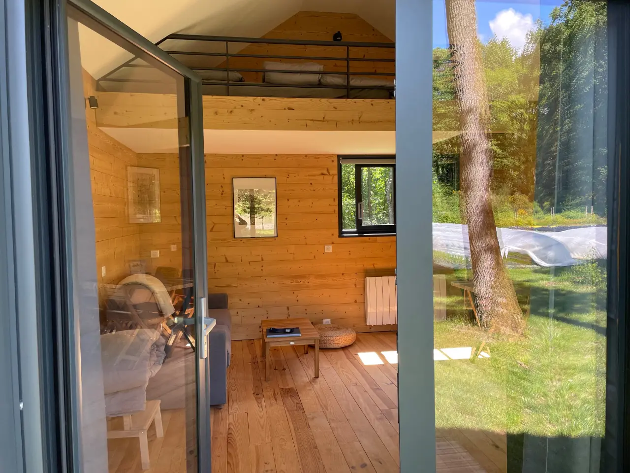 Cabane en forêt à Favières, photo 4