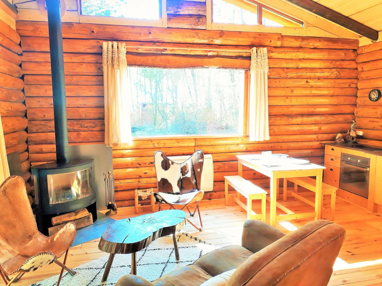 Cabane en rondins du Grand Peuch à Les Farges, photo 4