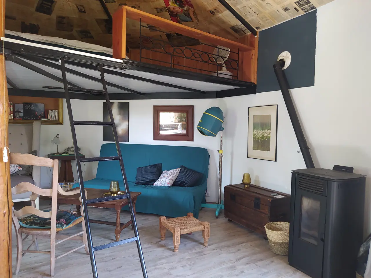 Cabane esprit récup à Saint-Léonard, photo 5