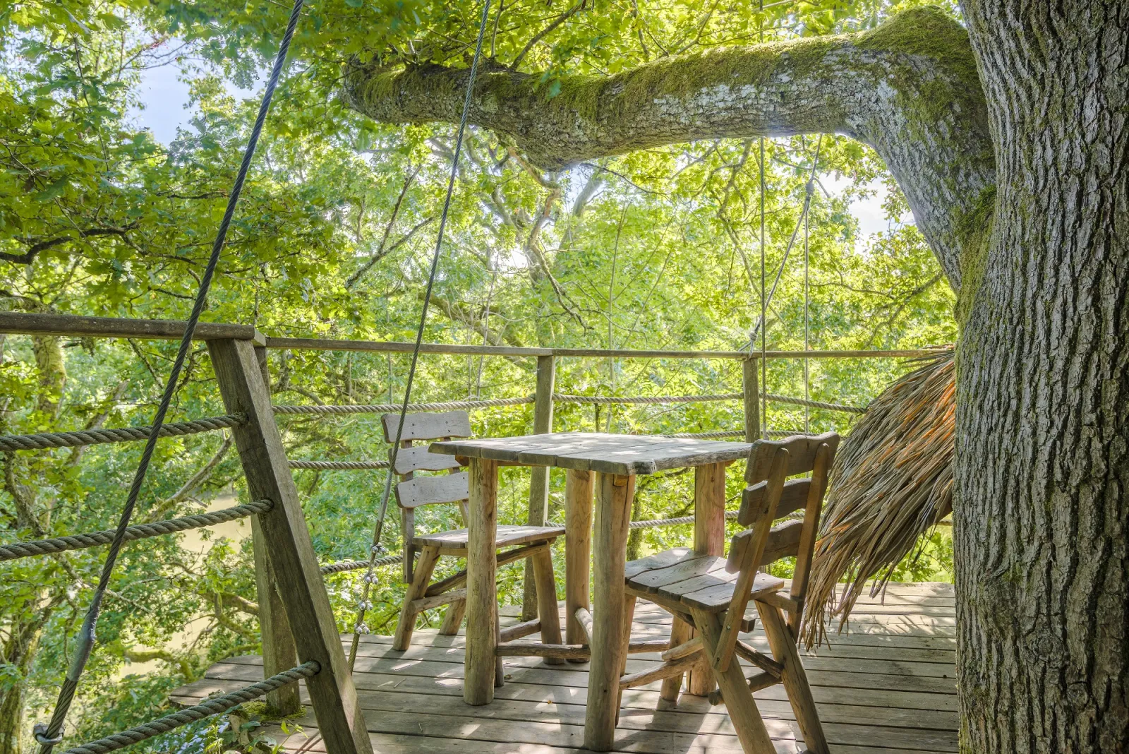 Cabane Extase à Chassey-lès-Montbozon, photo 3