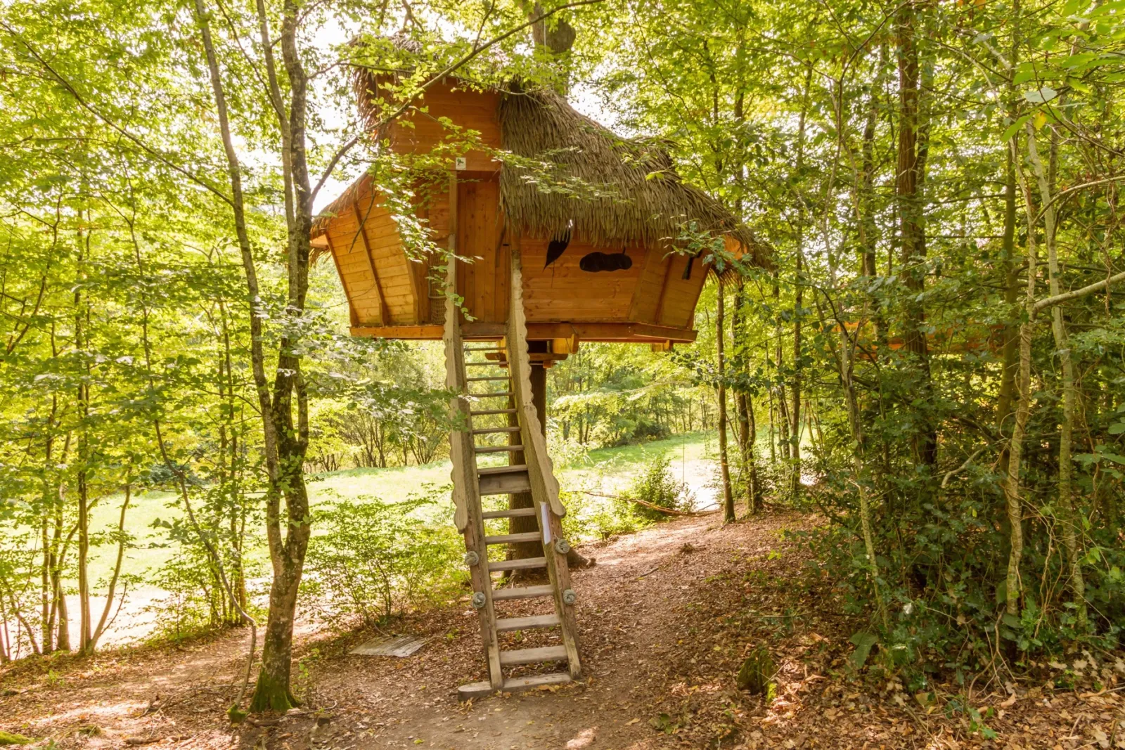 Cabane Familiale, cabane dans les arbres à Sainte-Catherine-de-Fierbois