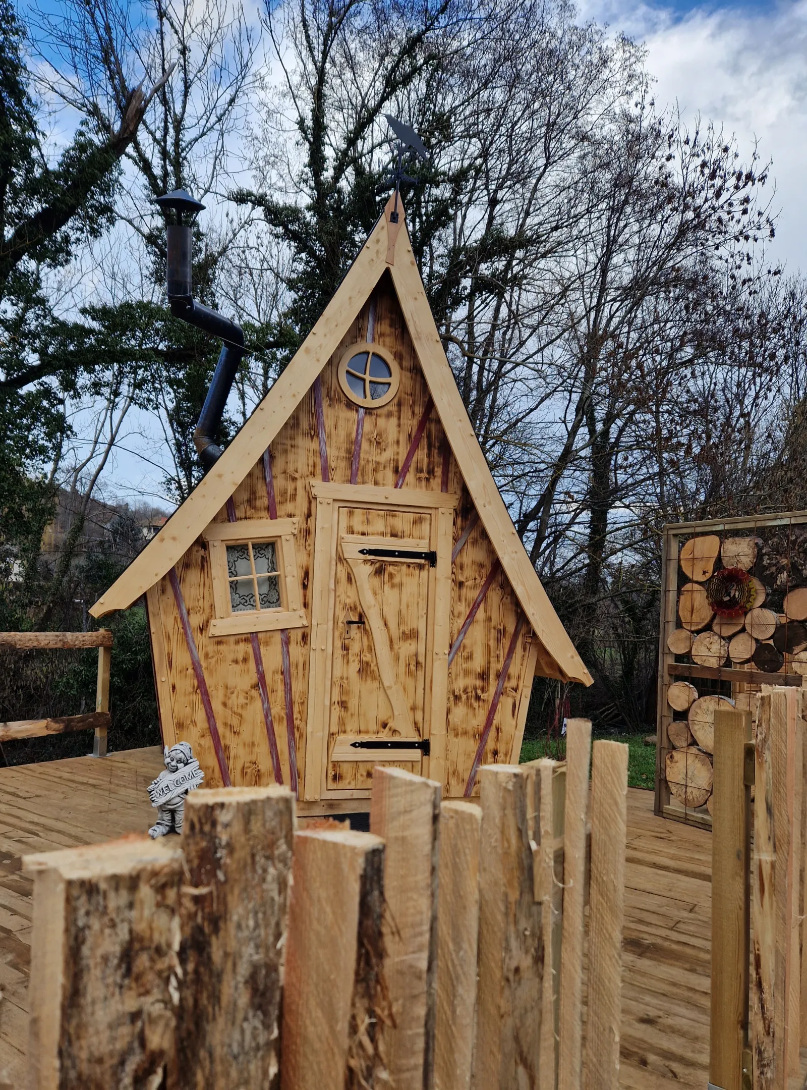 Cabane féerique Duo du Cheix, cabane au sol à Saint-Diéry