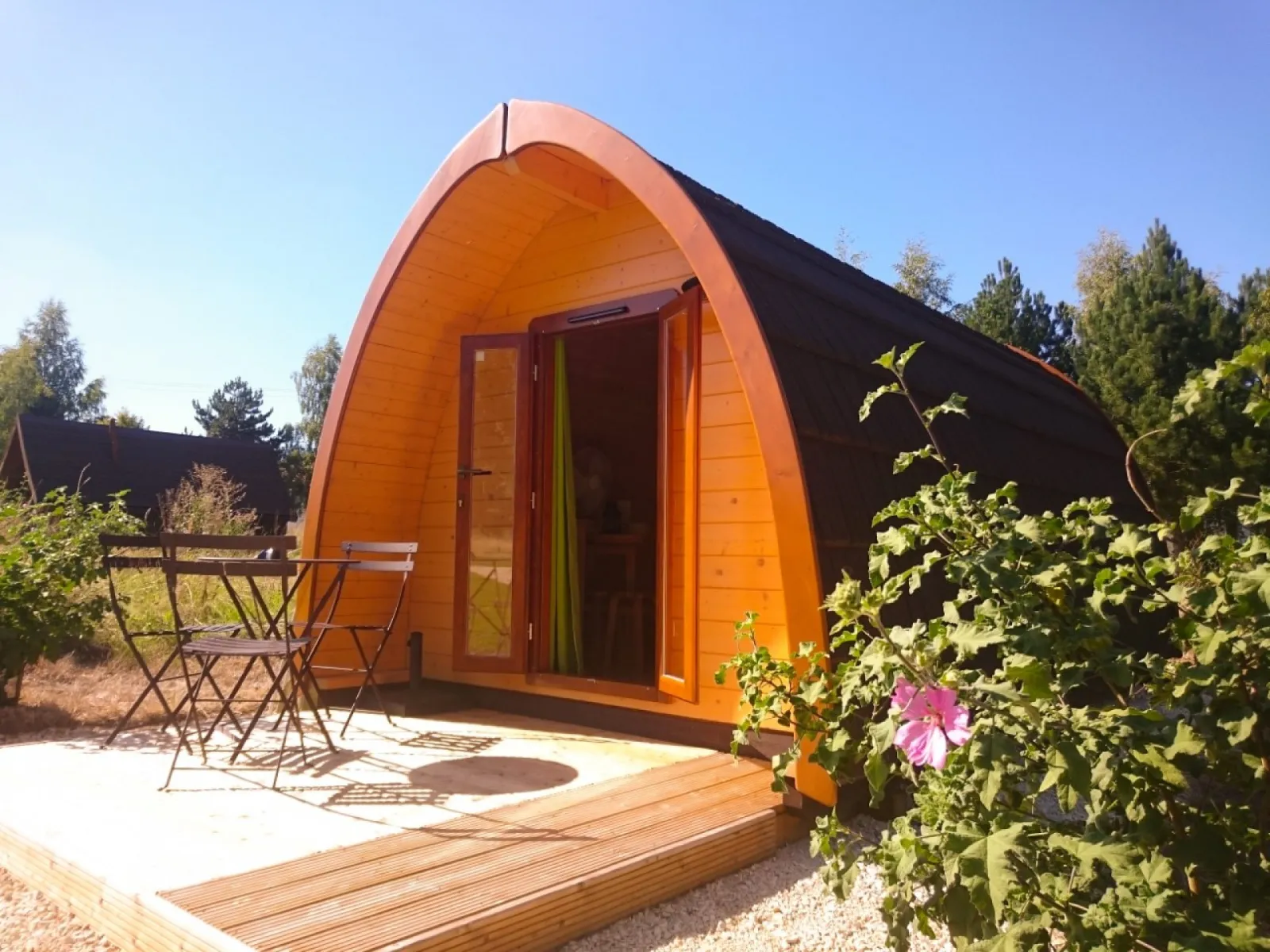 Cabane Forestière, cabane au sol à Chamberet