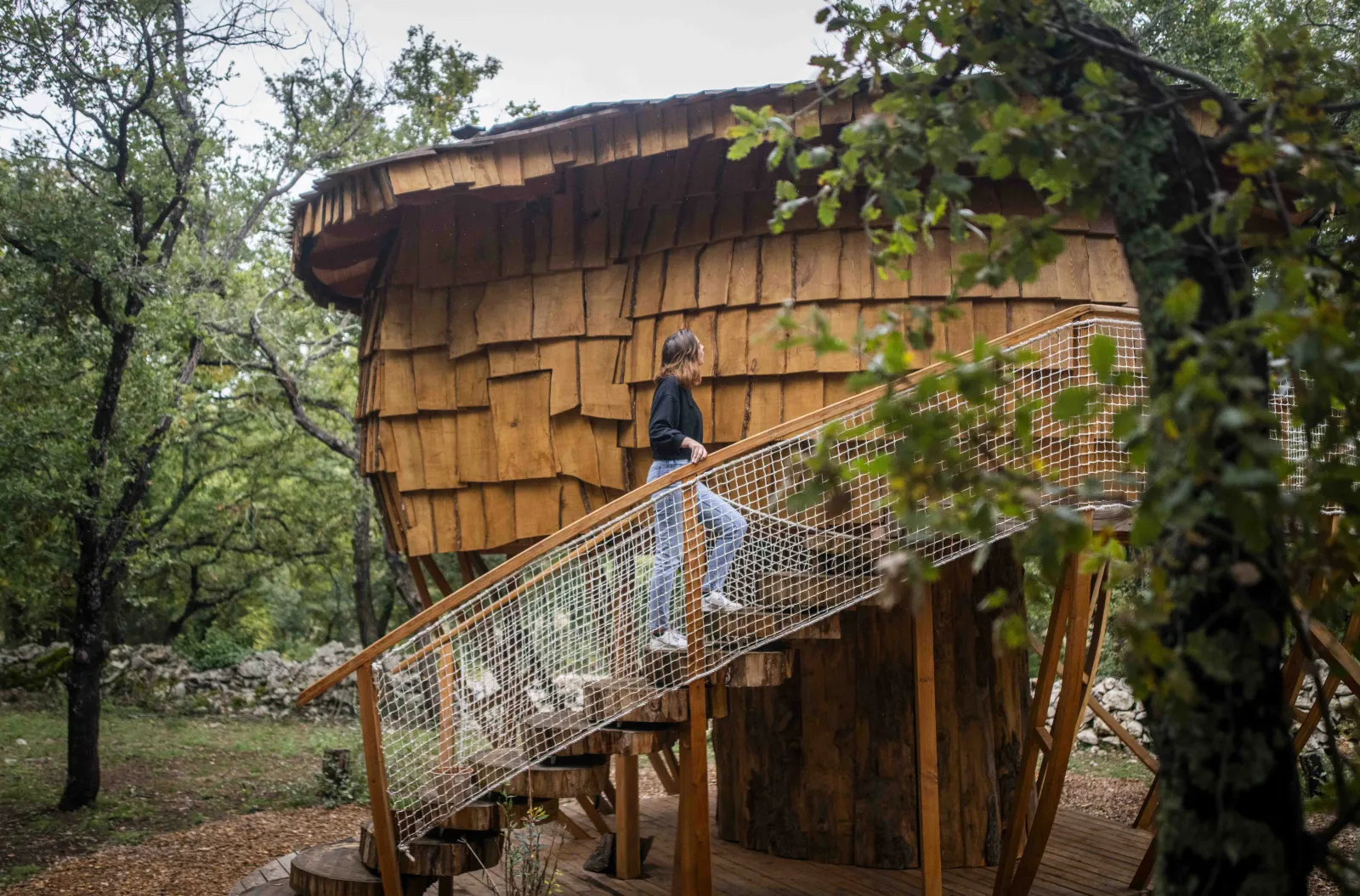 Cabane L'Envol du Phénix, cabane sur pilotis à Cazilhac