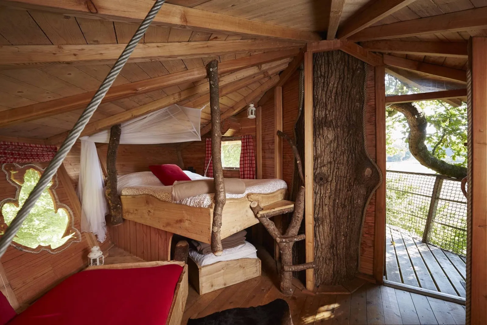 Cabane La Fermette, cabane dans les arbres à Longny les Villages