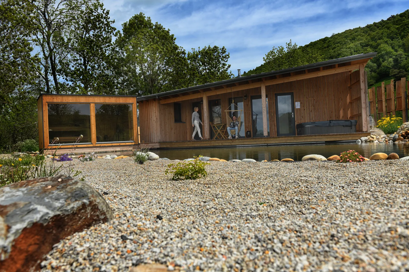 Cabane La Feuille, cabane sur pilotis à Ségur-les-Villas