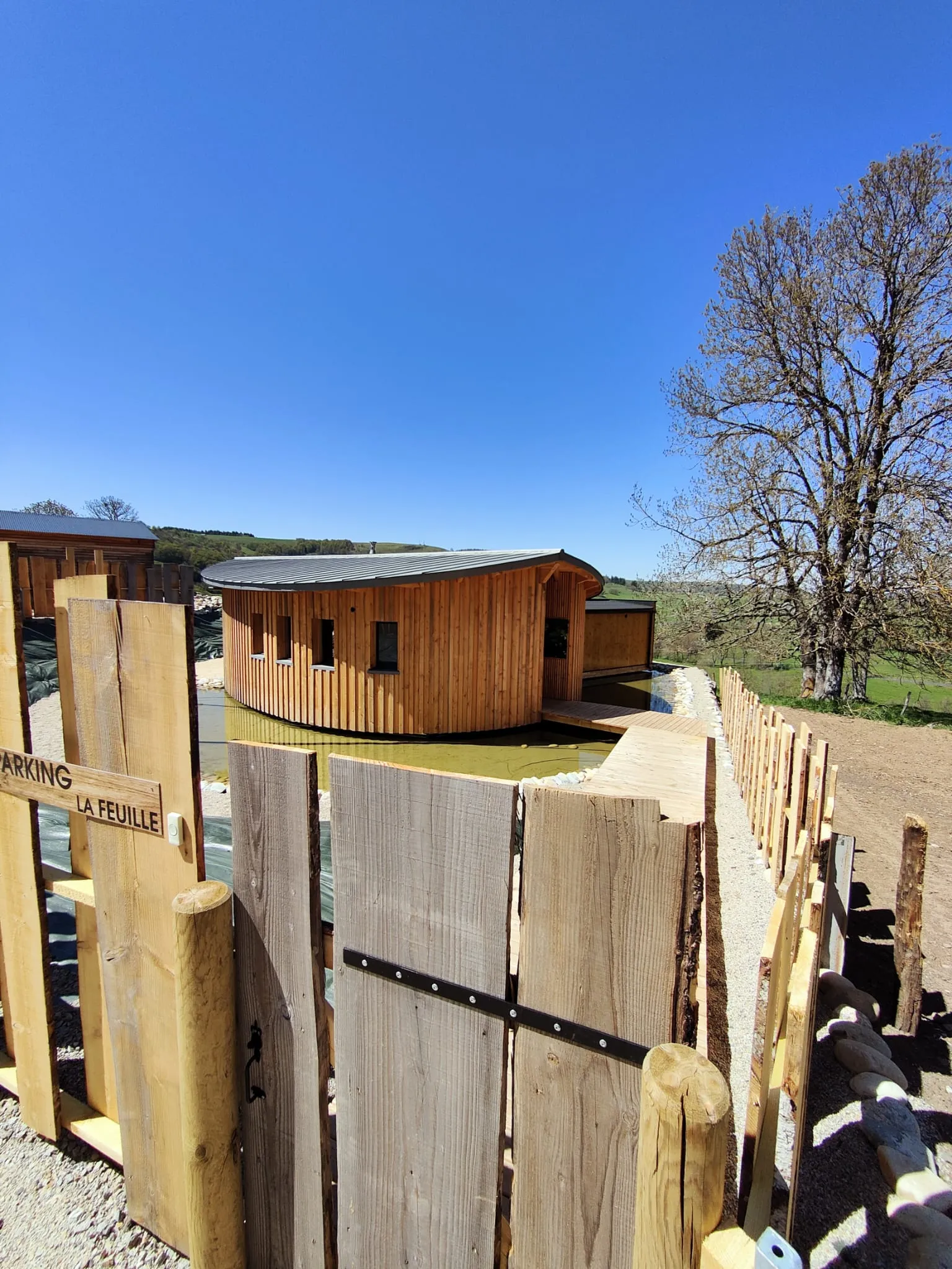Cabane La Feuille à Ségur-les-Villas, photo 3