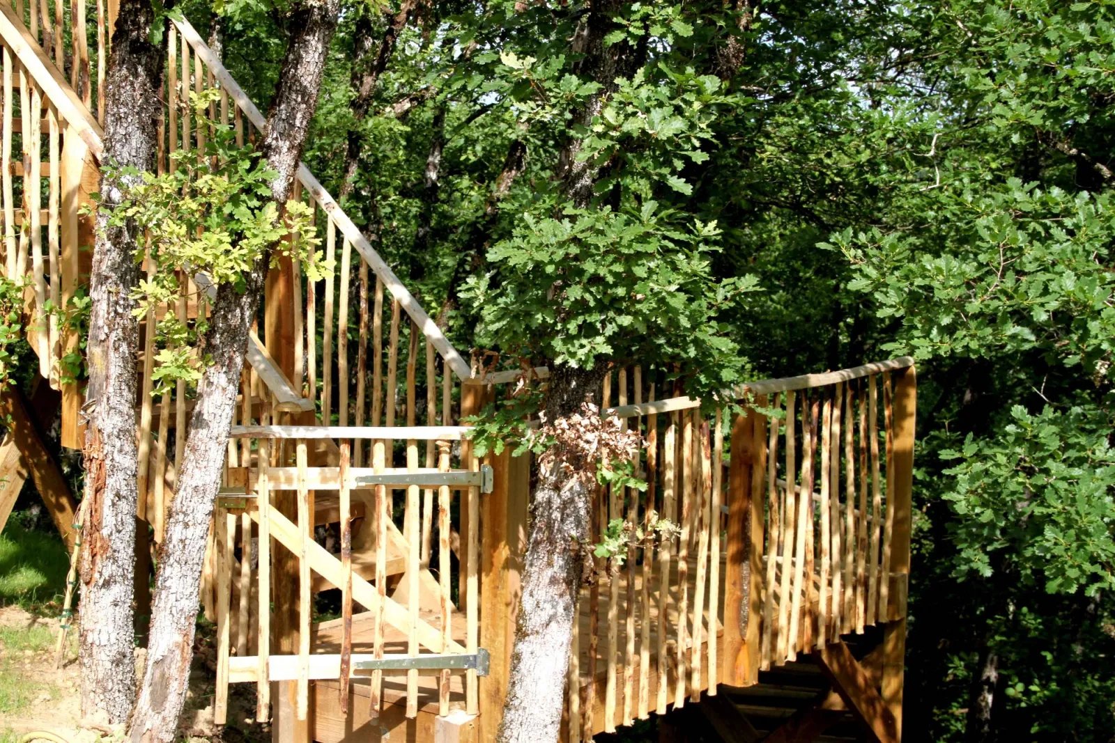 Cabane la Luna Vaira à Coly-Saint-Amand, photo 5