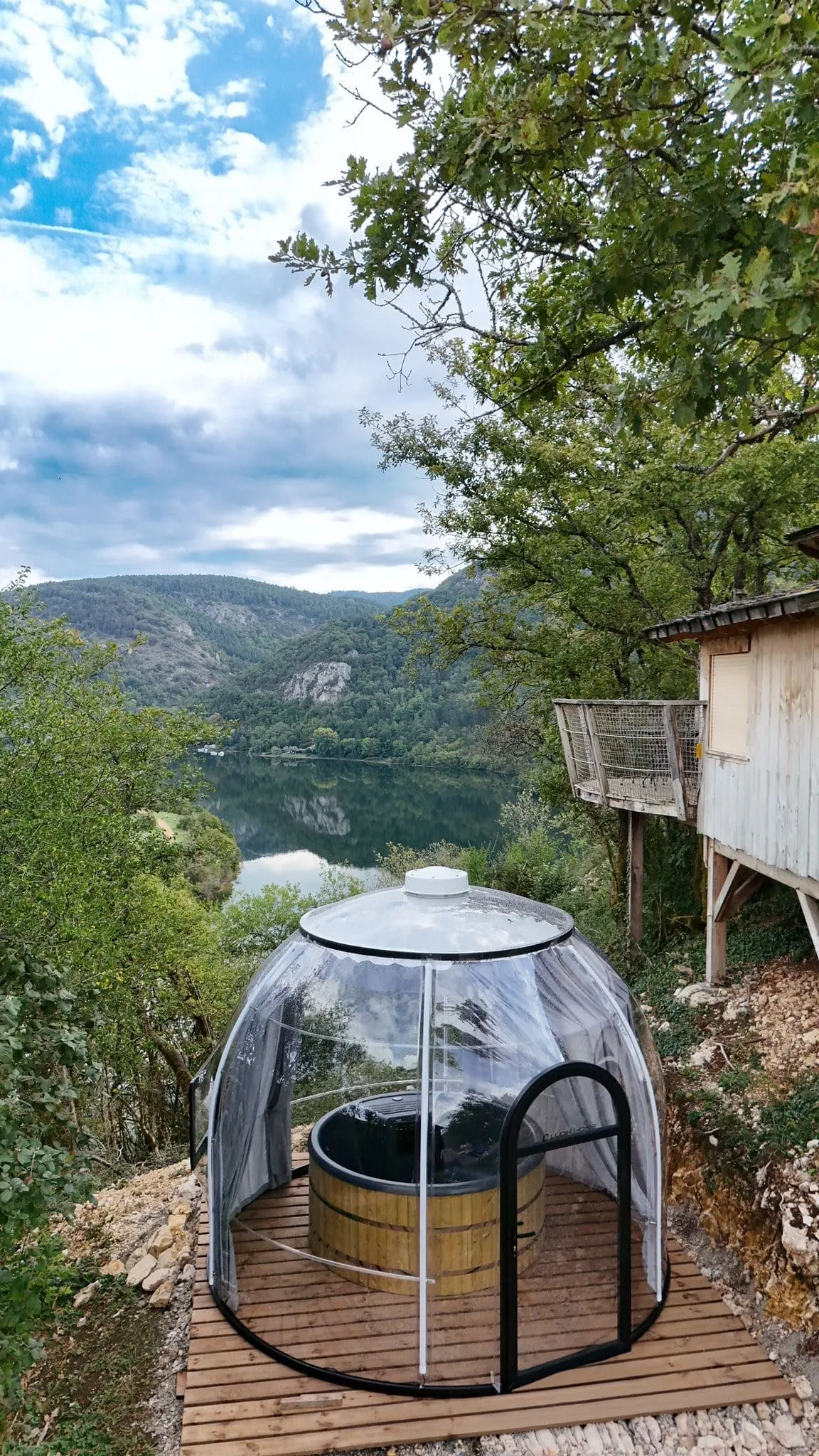 Cabane La Sapinière à Serrières-sur-Ain, photo 2