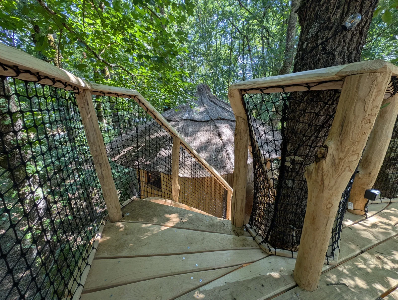 Cabane La Simone, cabane dans les arbres à Le Buisson-de-Cadouin