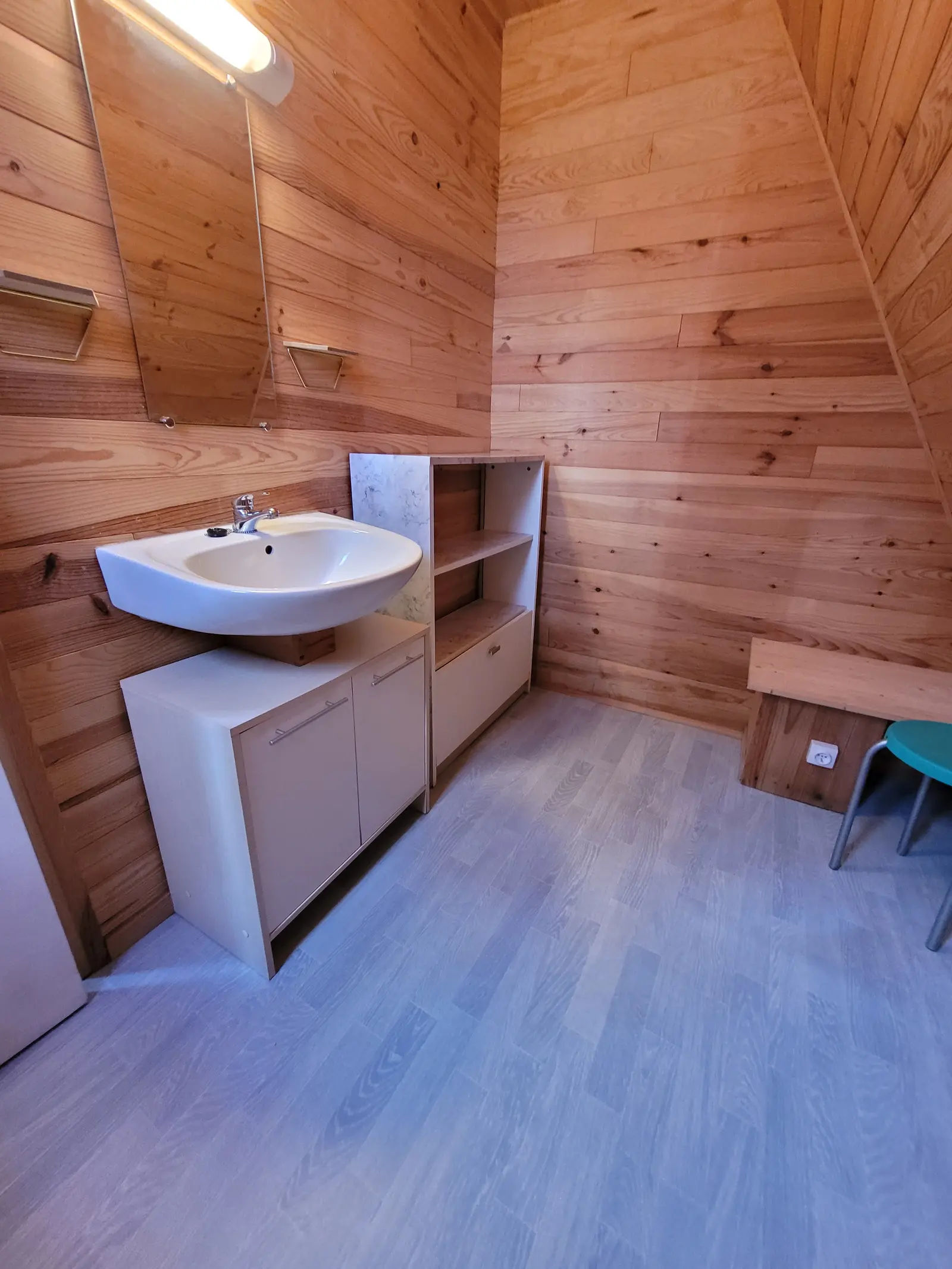 Cabane le Merle à Bourg-Sainte-Marie, photo 5