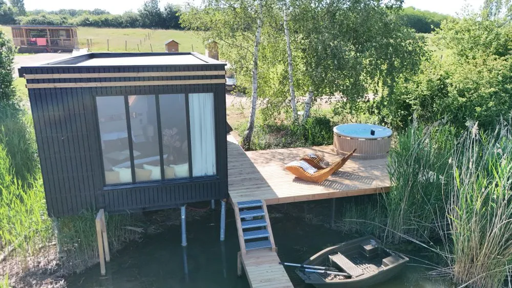Cabane Loggy à Bâgé-Dommartin, photo 2