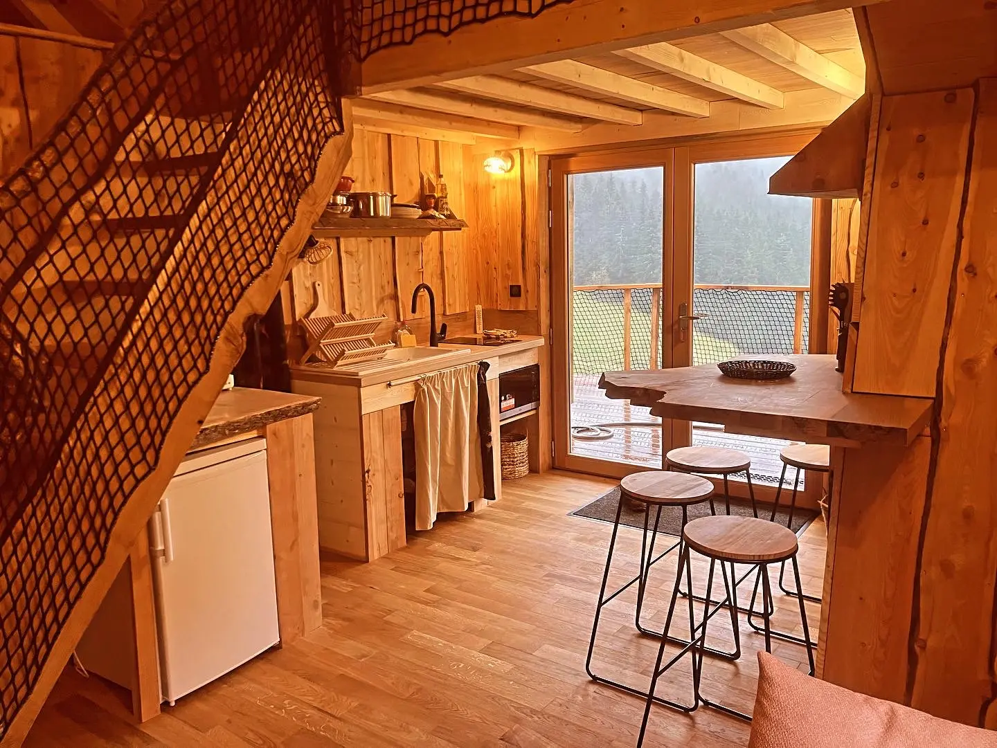Cabane Lynx, cabane au sol à La Pesse