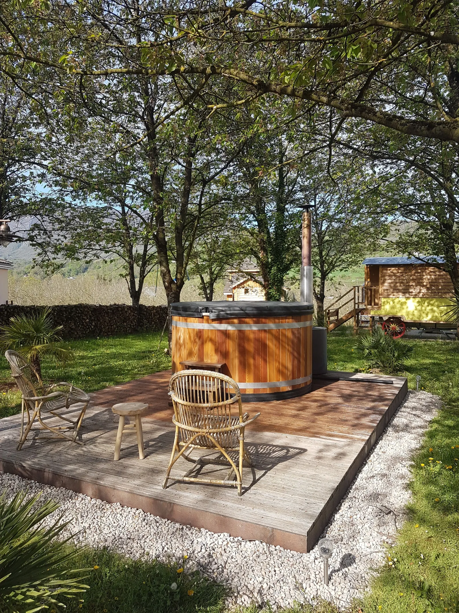 Cabane Maldive à Saint-Jean-en-Royans, photo 2