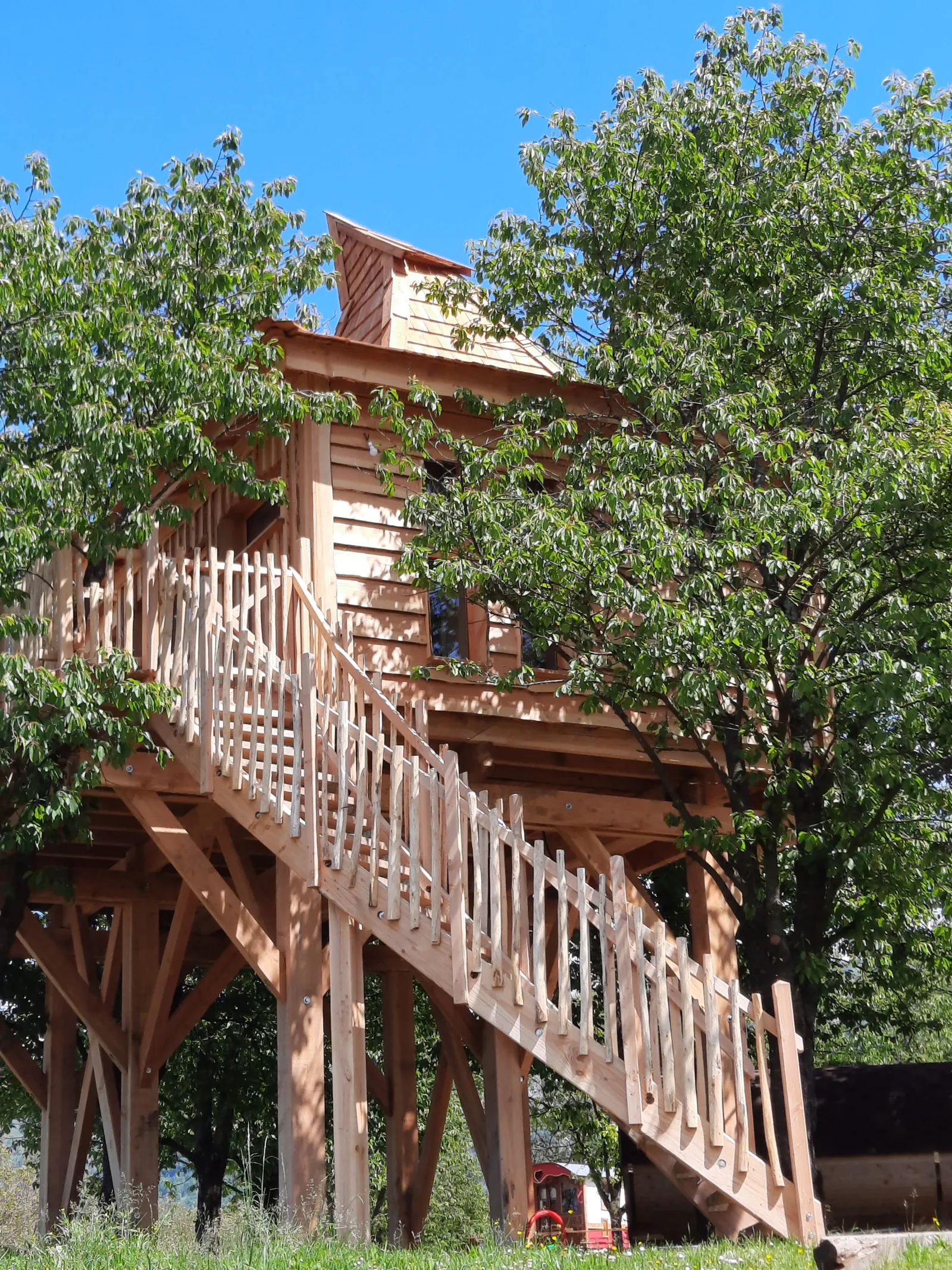 Cabane Maldive à Saint-Jean-en-Royans, photo 4